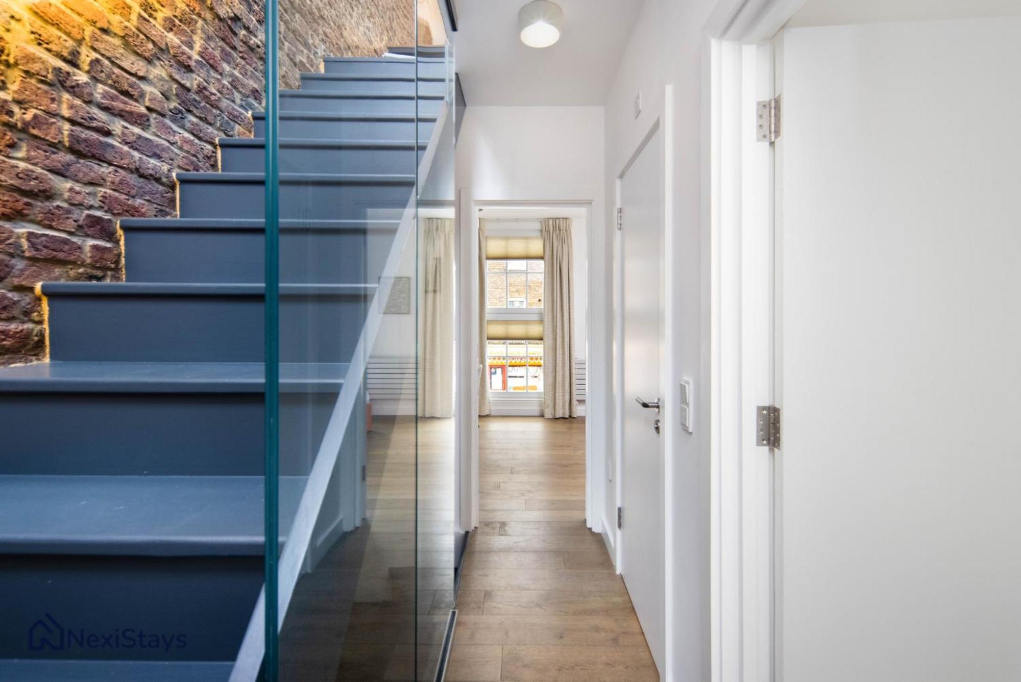 1 Min Walk To Euston Station, Modern Townhouse Lägenhet London Exteriör bild