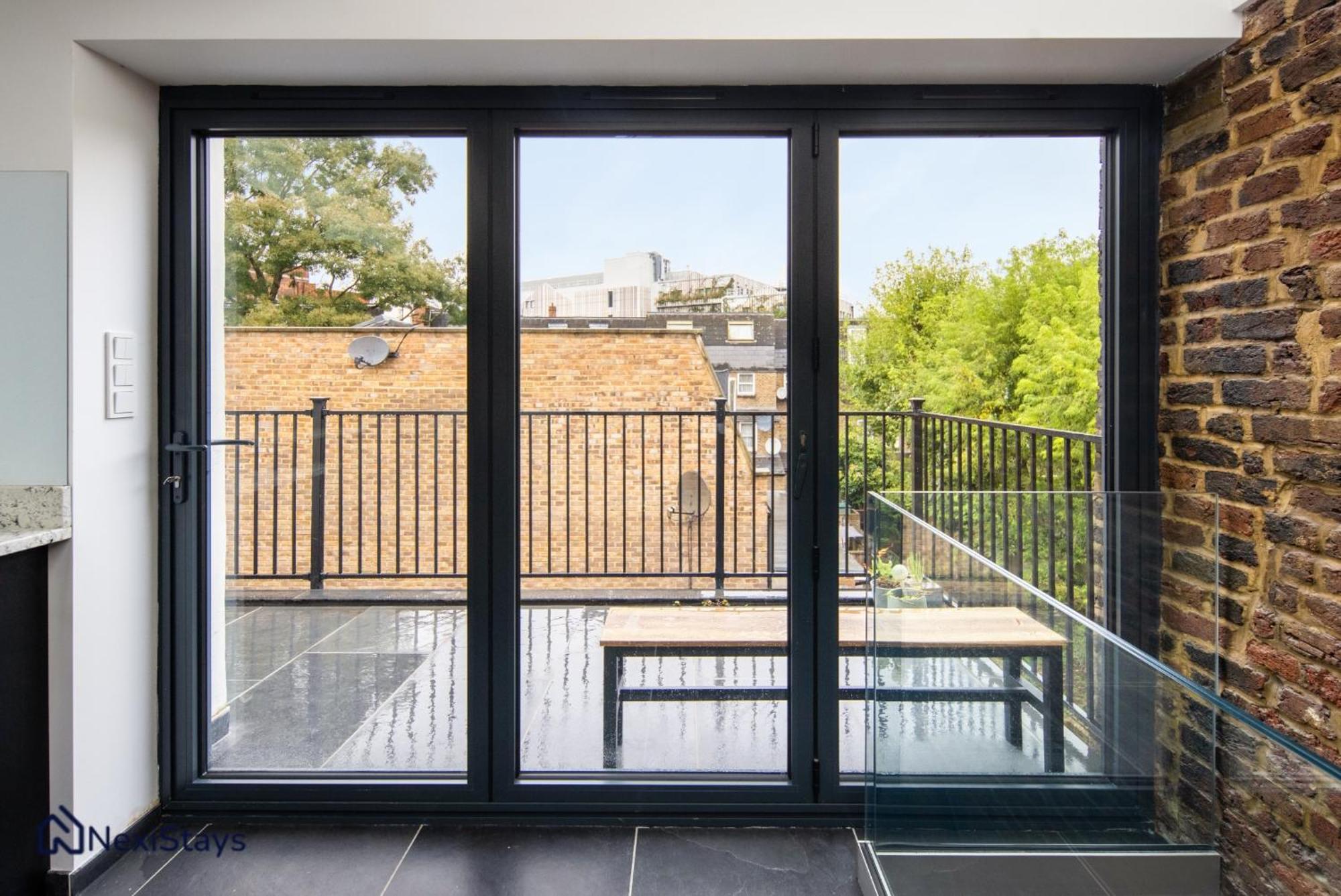 1 Min Walk To Euston Station, Modern Townhouse Lägenhet London Exteriör bild