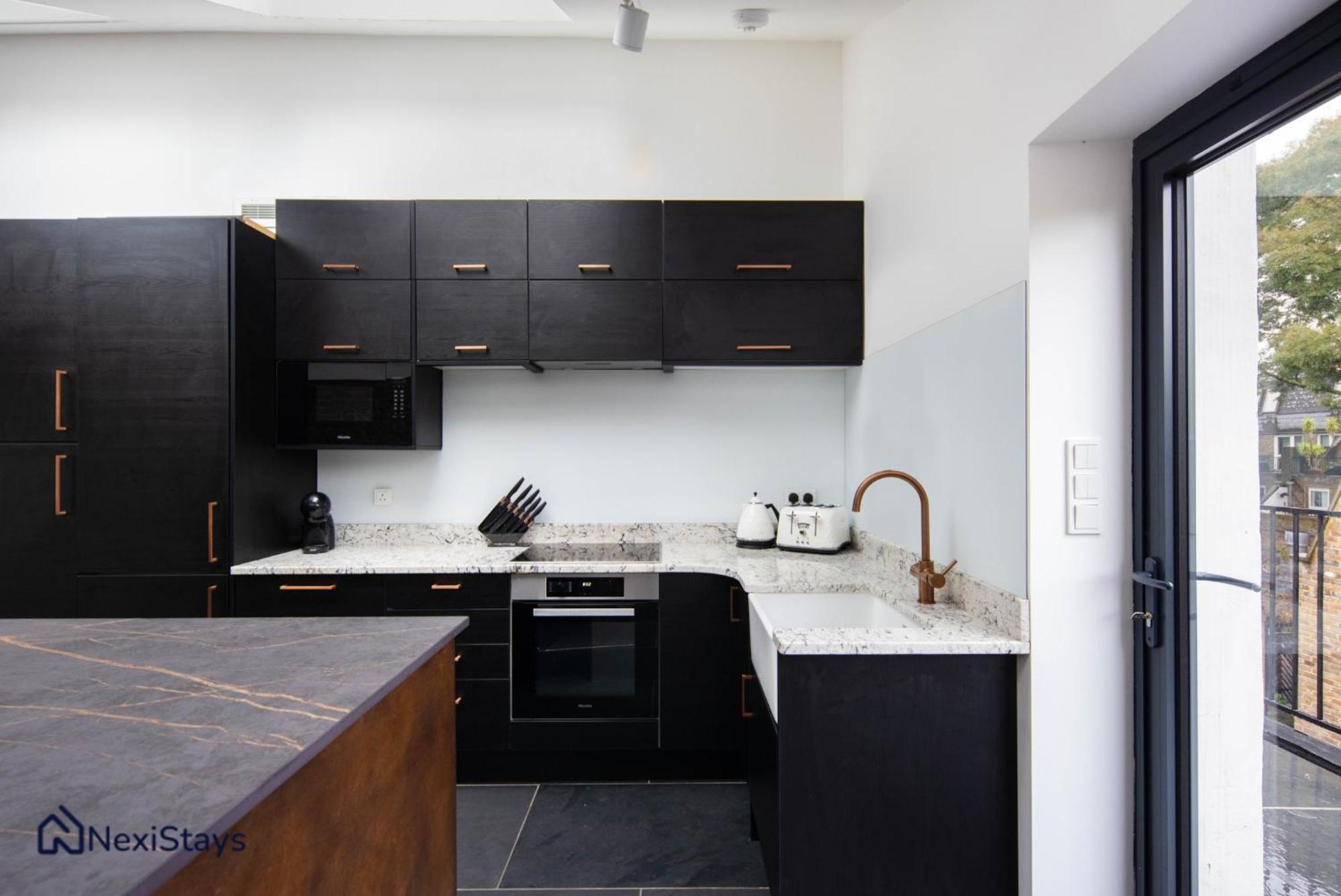 1 Min Walk To Euston Station, Modern Townhouse Lägenhet London Exteriör bild