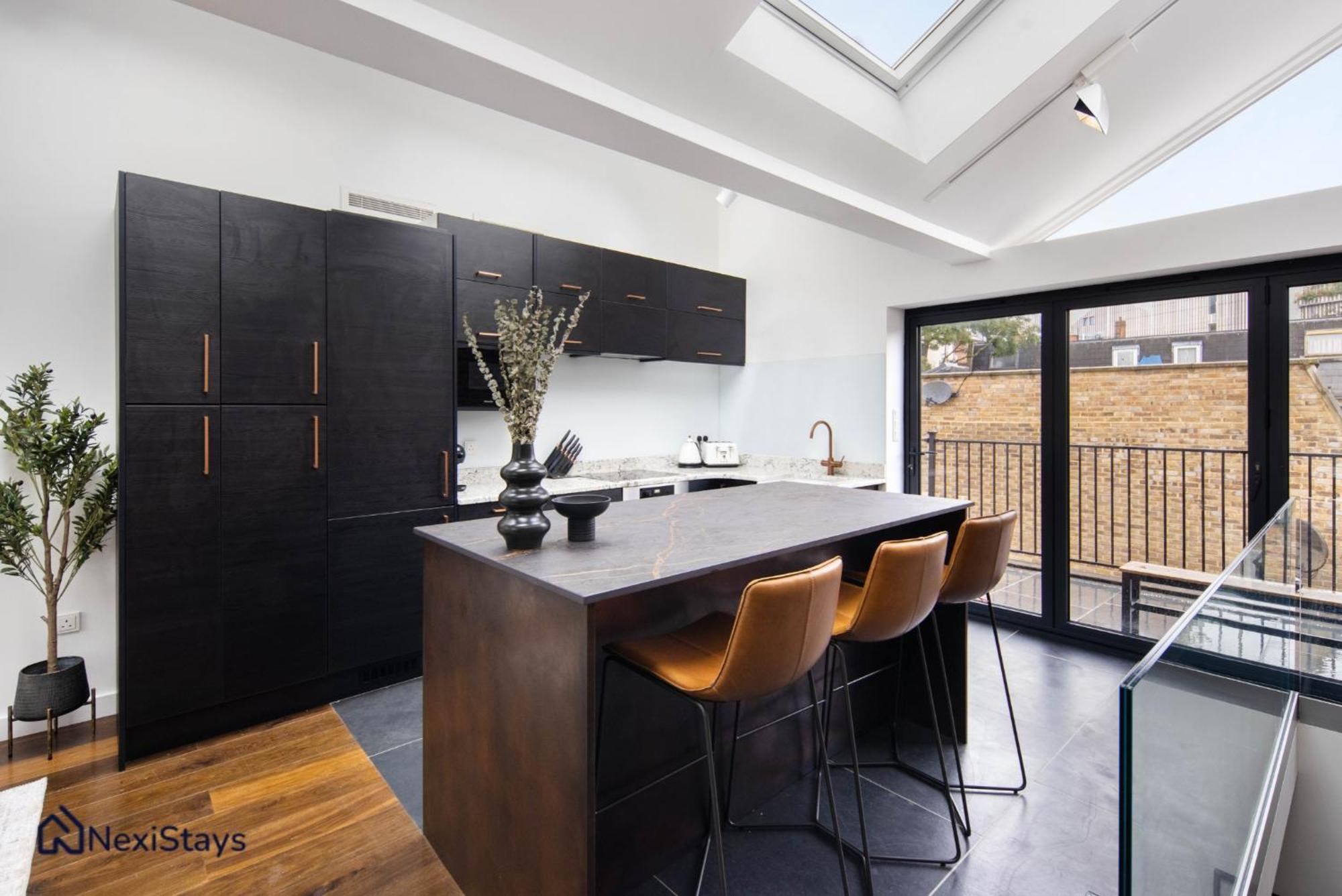 1 Min Walk To Euston Station, Modern Townhouse Lägenhet London Exteriör bild